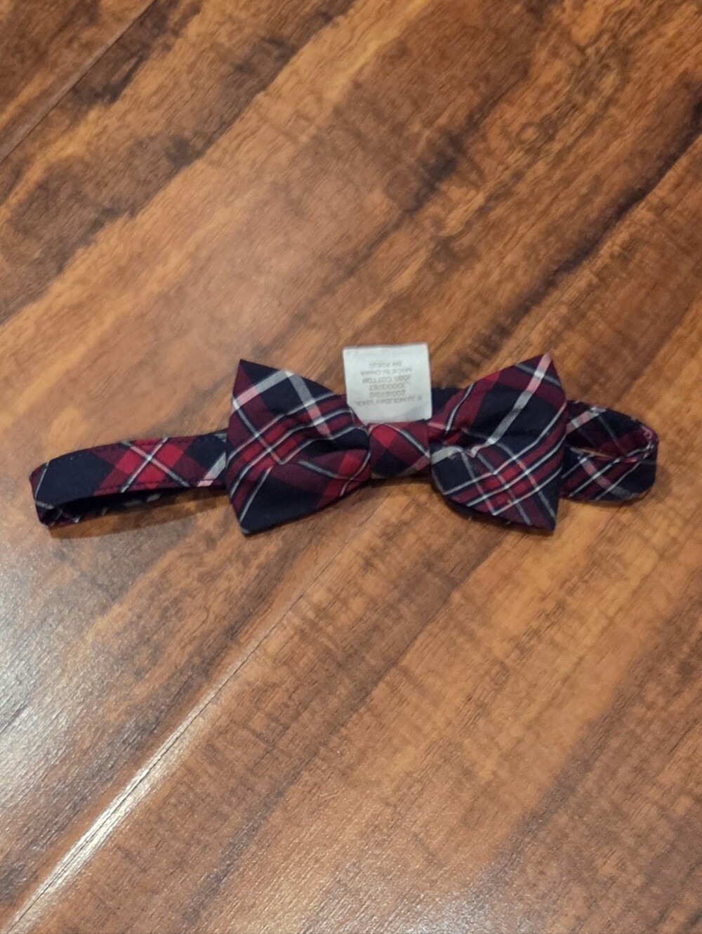 Janie and Jack EUC 2T/3T Red and Navy Plaid Bow Tie